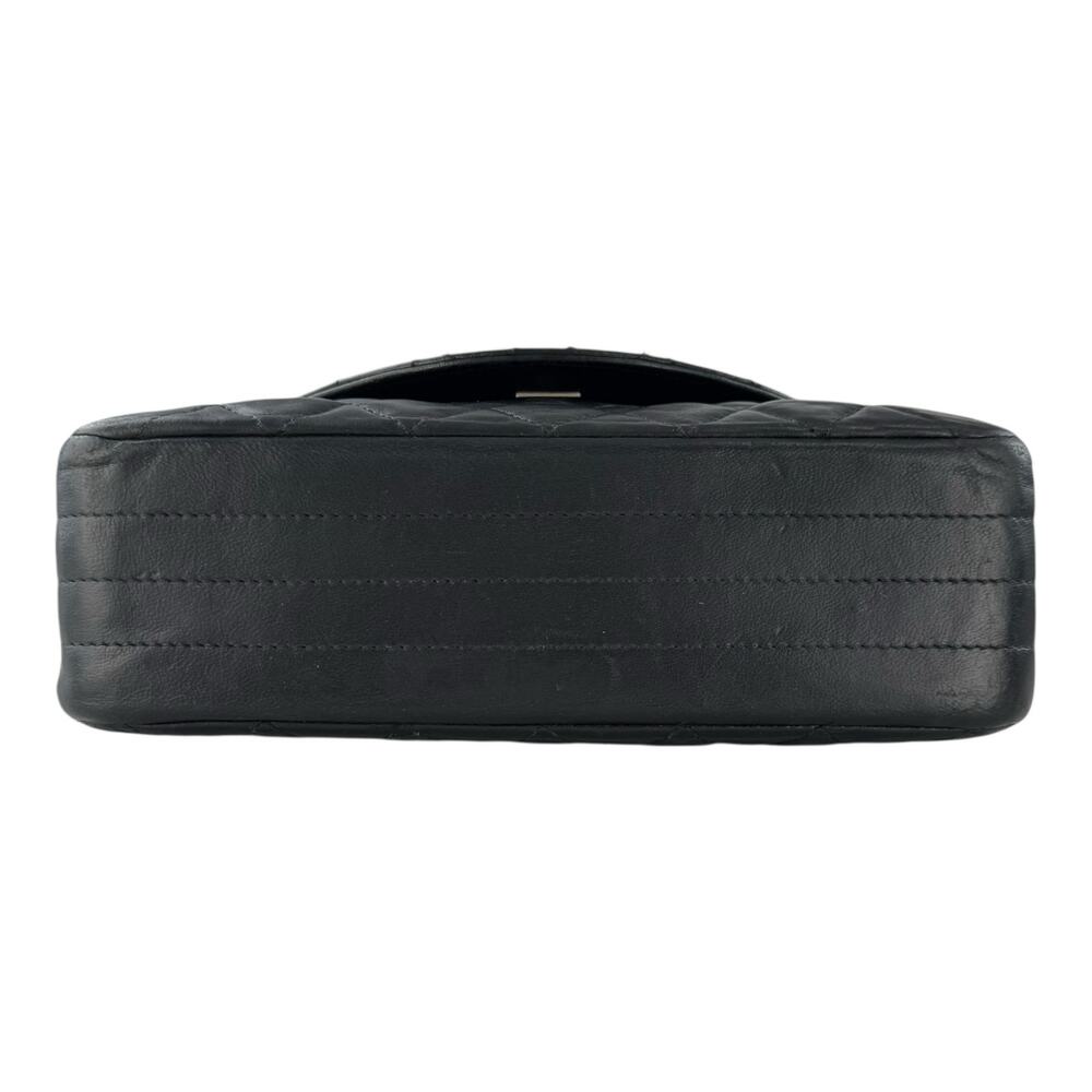 Chanel Vintage Round Flap Matelasse Shoulder Bag - Picture 9 of 16